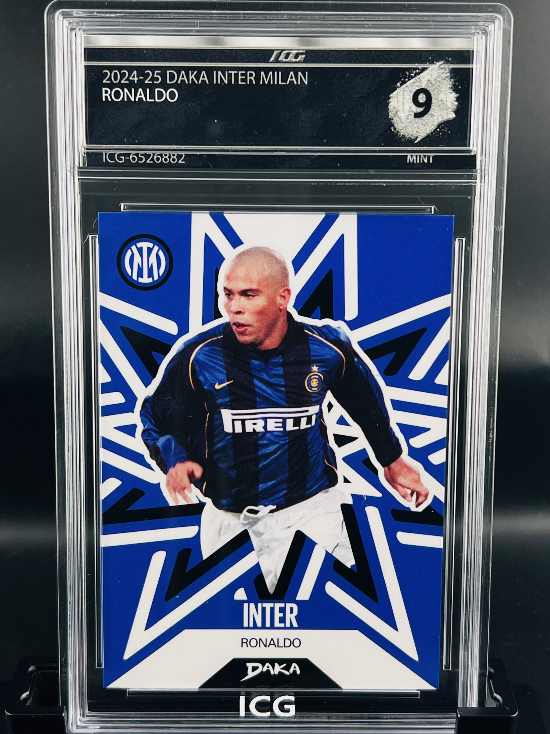 Cromo ronaldo daka inter milan mint 9 topps inception card grading