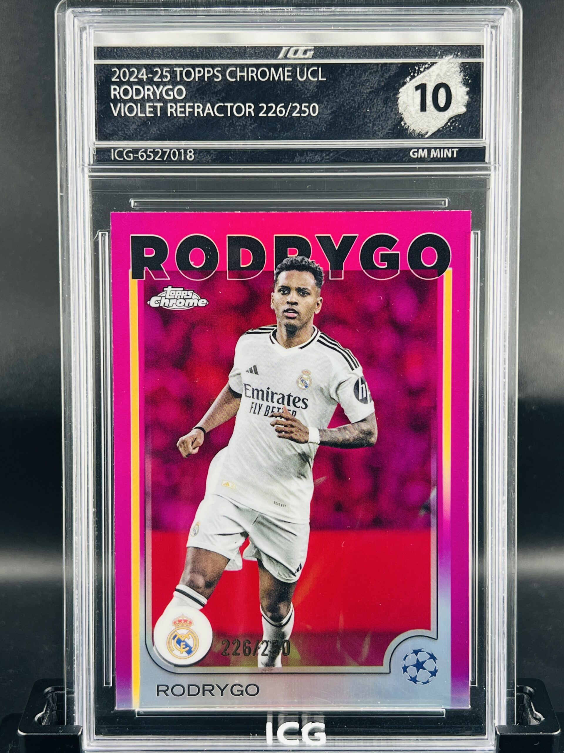 Cromo de fútbol Rodrygo topps /250 ICG gem mint 10