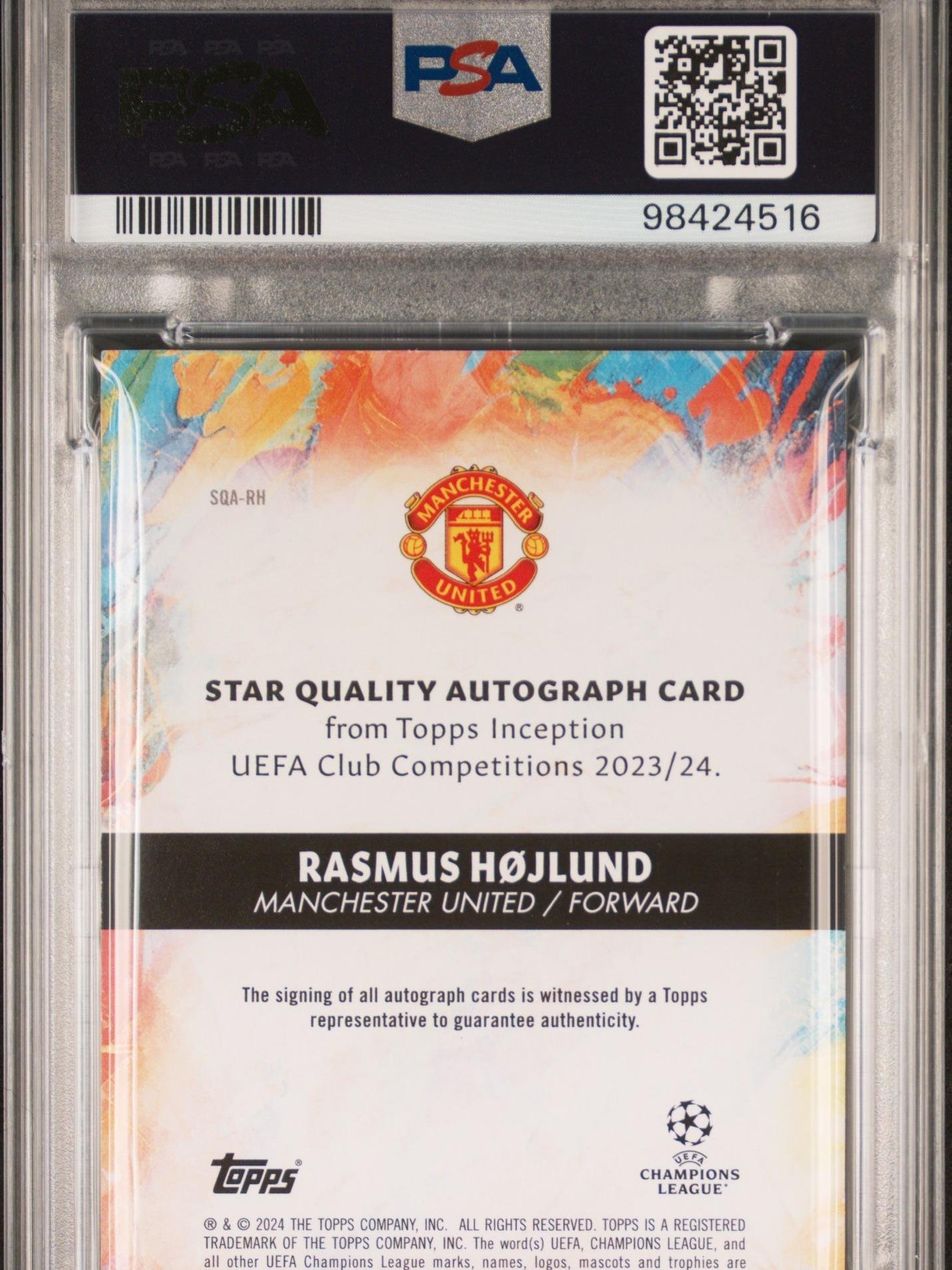 Otra vista de Cromo 2023-24 TOPPS INCEPTION UEFA CLUB COMPETITIONS STAR QUALITY AUTOGRAPHS #RH RASMUS HOJLUND STAR QUALITY AUTO-GREEN