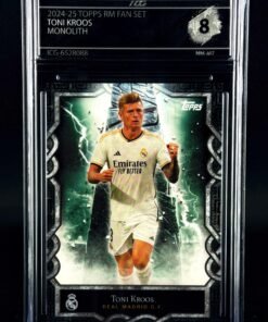 Otra vista de Cromo Toni Kroos Topps Real Madrid Team Set Monolith Near MINT 8 · Inception Card Grading · ICG · Sports Cards · TCG