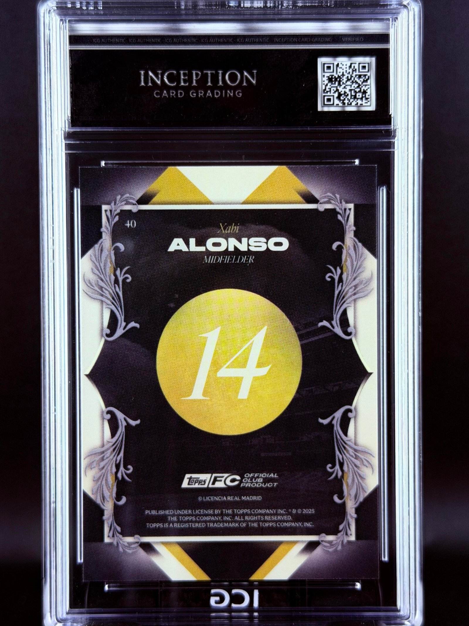 Otra vista de Cromo Xabi Alonso Portrait Posers Topps Los Blancos Real Madrid · GEM MINT 10 · Inception Card Grading · ICG · Sports Cards · TCG