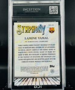 Otra vista de Cromo de fútbol Lamine Yamal Topps Finest Symphony Inception Card Grading GM MINT 10 sport cards
