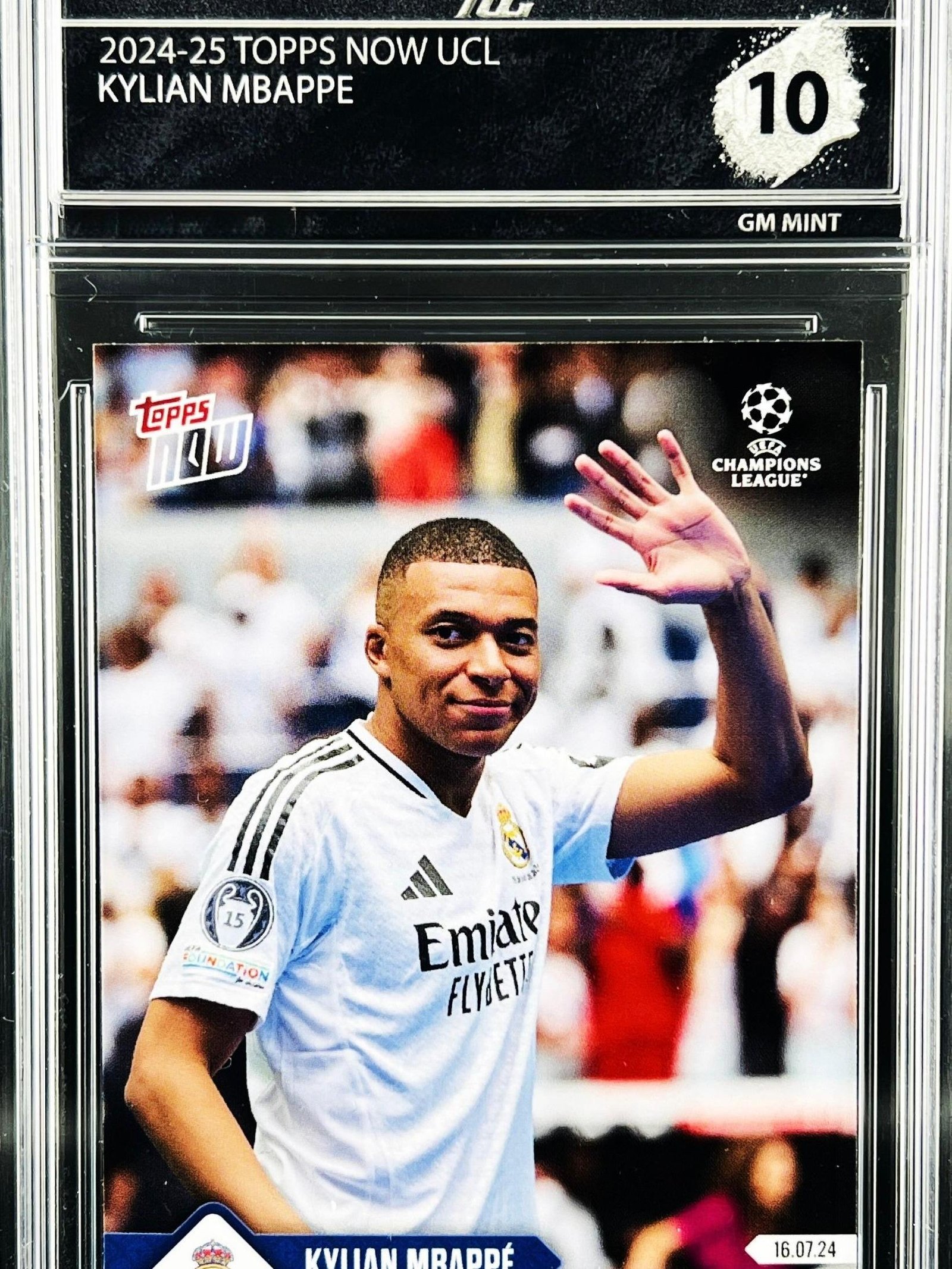 Otra vista de Cromo Kylian Mbappe TOPPS NOW UCL GEM MINT 10 · Inception Card Grading · ICG · Sports Cards · TCG