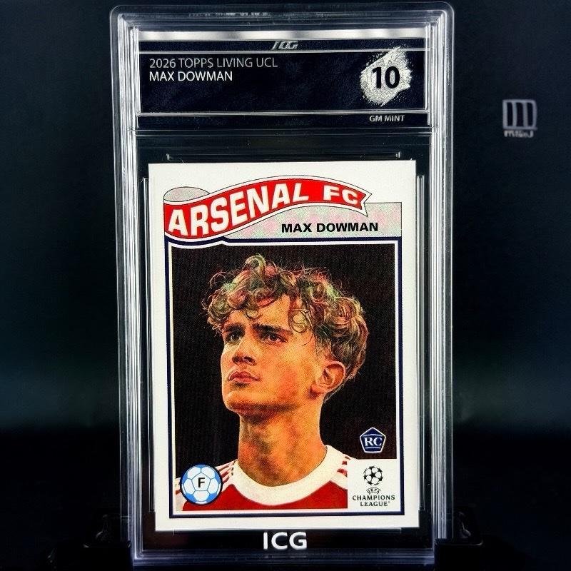 Otra vista de Cromo Max Dowman Rookie Topps Living · GEM MINT 10 · Inception Card Grading · ICG · Sports Cards · TCG