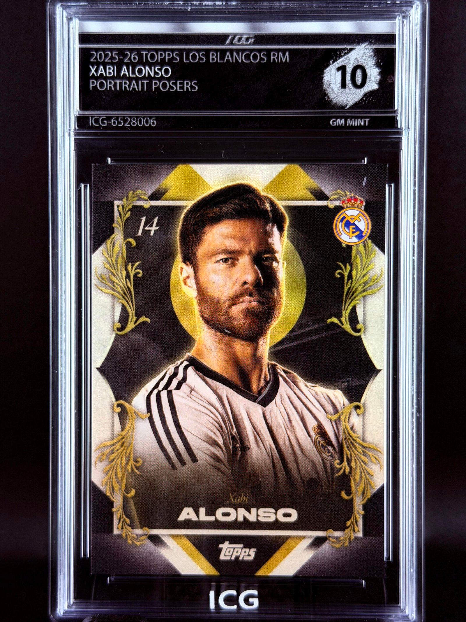 Otra vista de Cromo Xabi Alonso Portrait Posers Topps Los Blancos Real Madrid · GEM MINT 10 · Inception Card Grading · ICG · Sports Cards · TCG