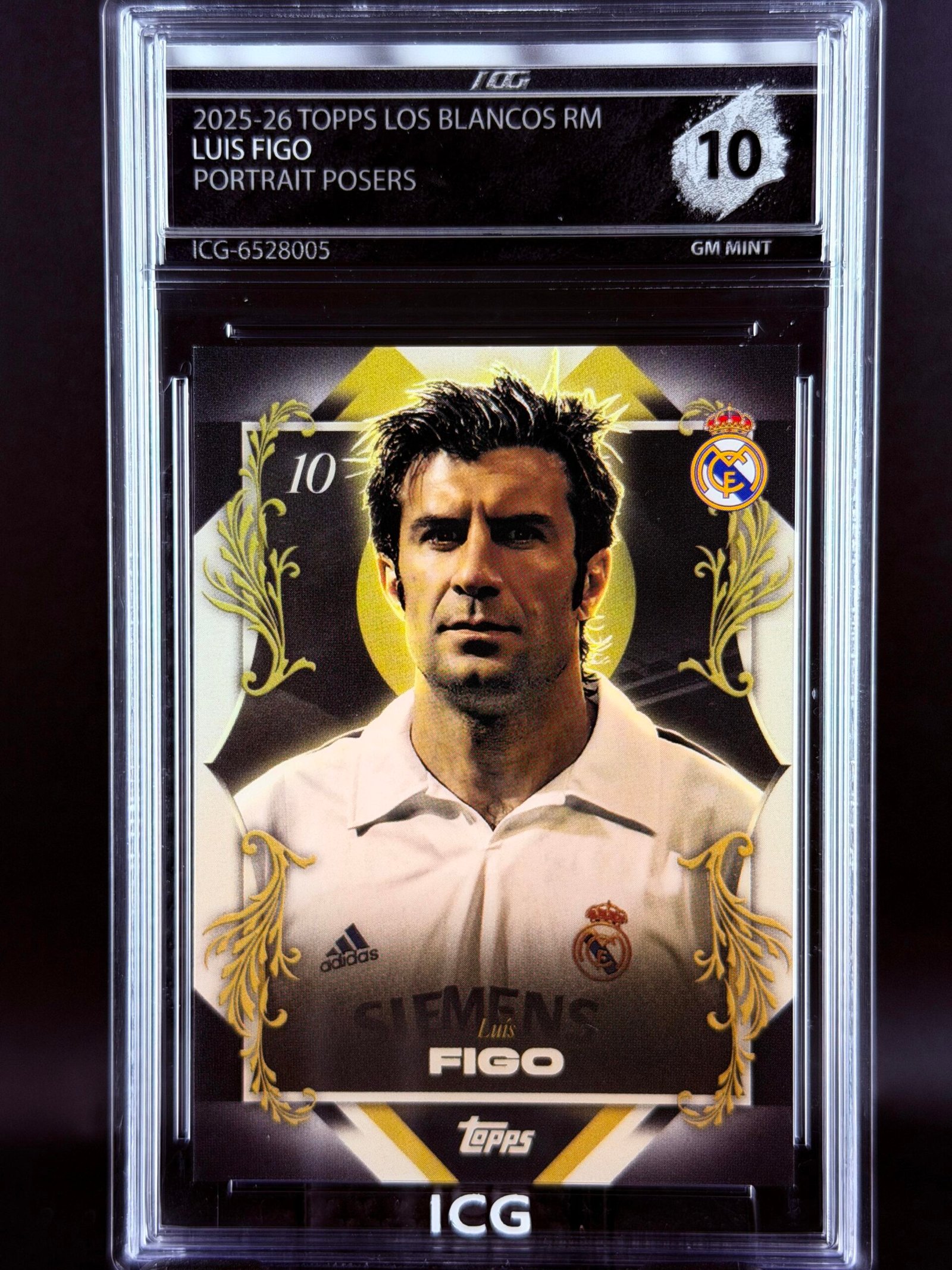 Otra vista de Cromo Luis Figo Portrait Posers Topps Los Blancos Real Madrid · GEM MINT 10 · Inception Card Grading · ICG · Sports Cards · TCG