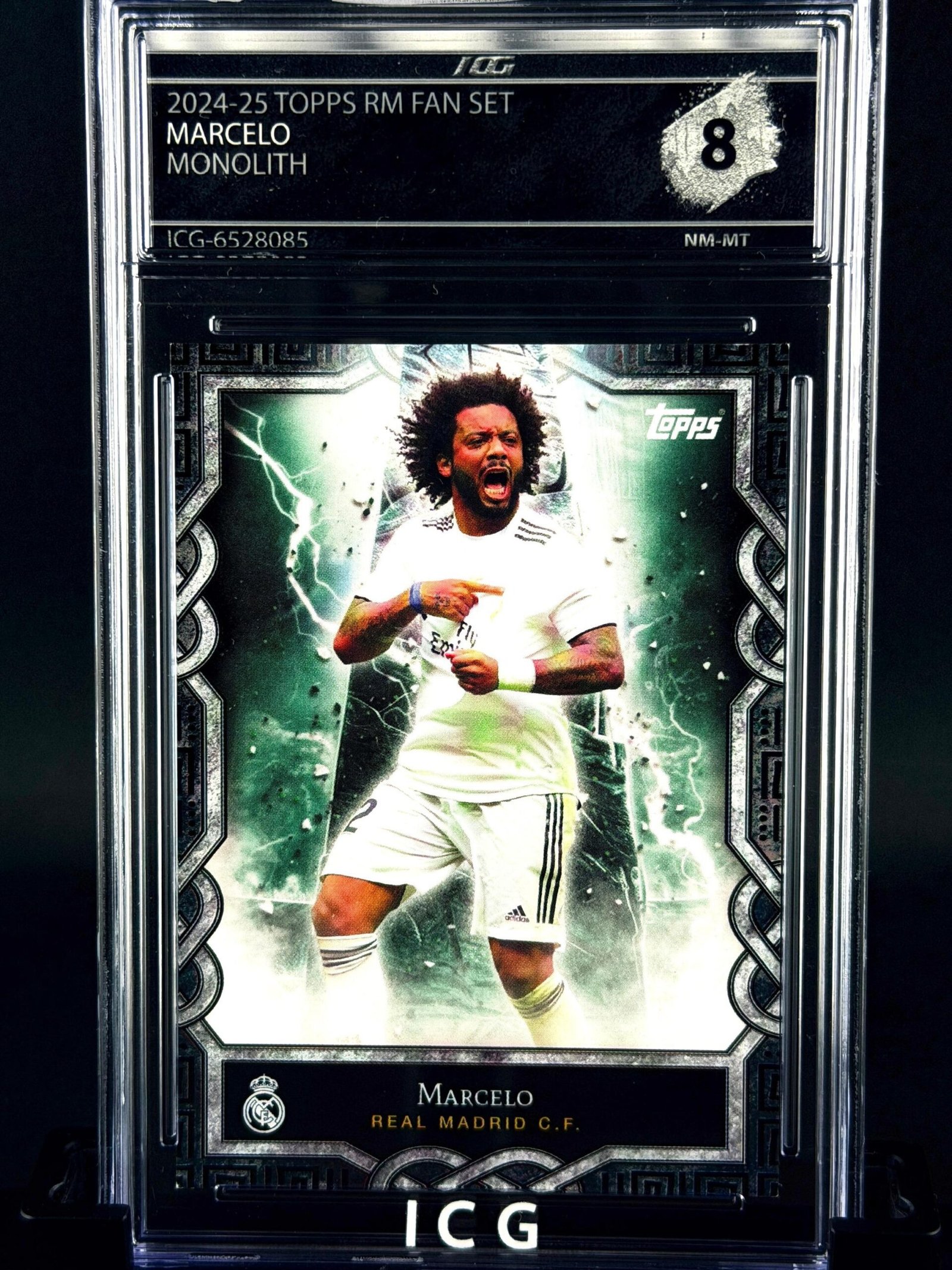 Otra vista de Cromo Marcelo Topps Real Madrid Team Set Monolith Near MINT 8 · Inception Card Grading · ICG · Sports Cards · TCG